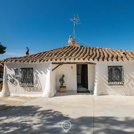 Spectacular Seaview Escape Nyaraló