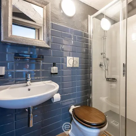 Nyaraló Spectacular Seaview Escape