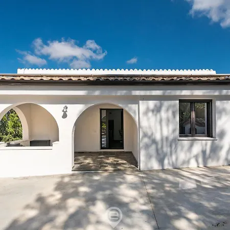 Spectacular Seaview Escape * Capitana